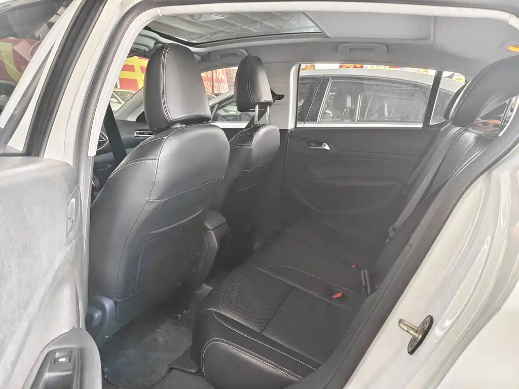 Peugeot 308S 2015 1.2T automatic Jinchi version купить на сайте DeffCars