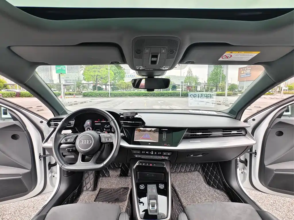 Audi A3 2023 Sportback 35 TFSI luxury sports model купить на сайте DeffCars