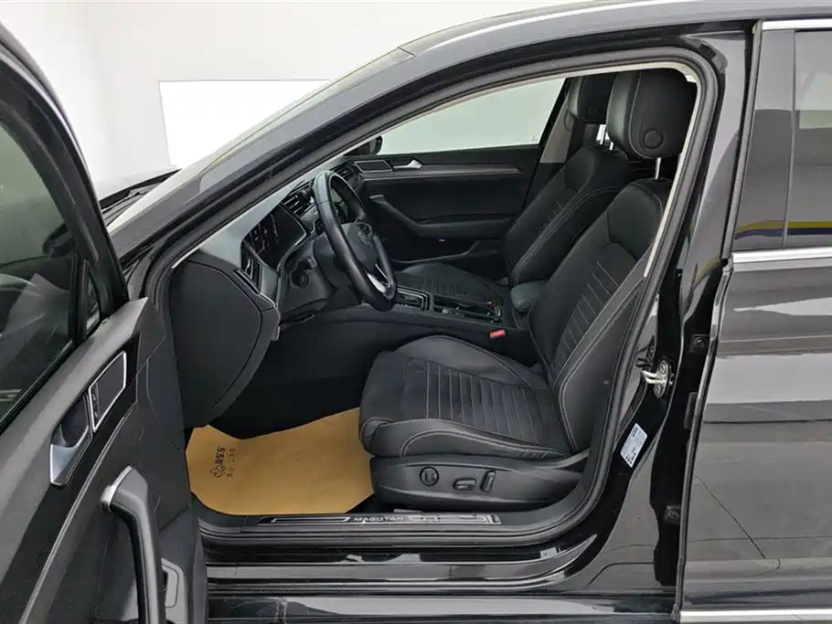 Magotan 2020 330TSI DSG luxury model купить на сайте DeffCars