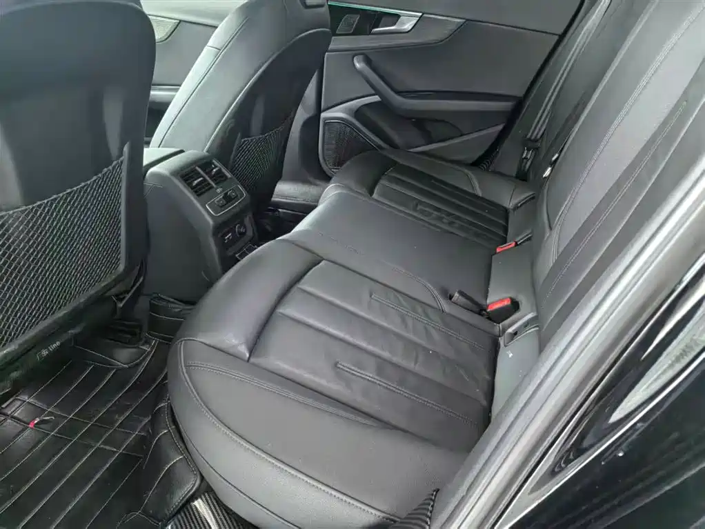 Audi A4 imported 2023 allroad quattro купить на сайте DeffCars