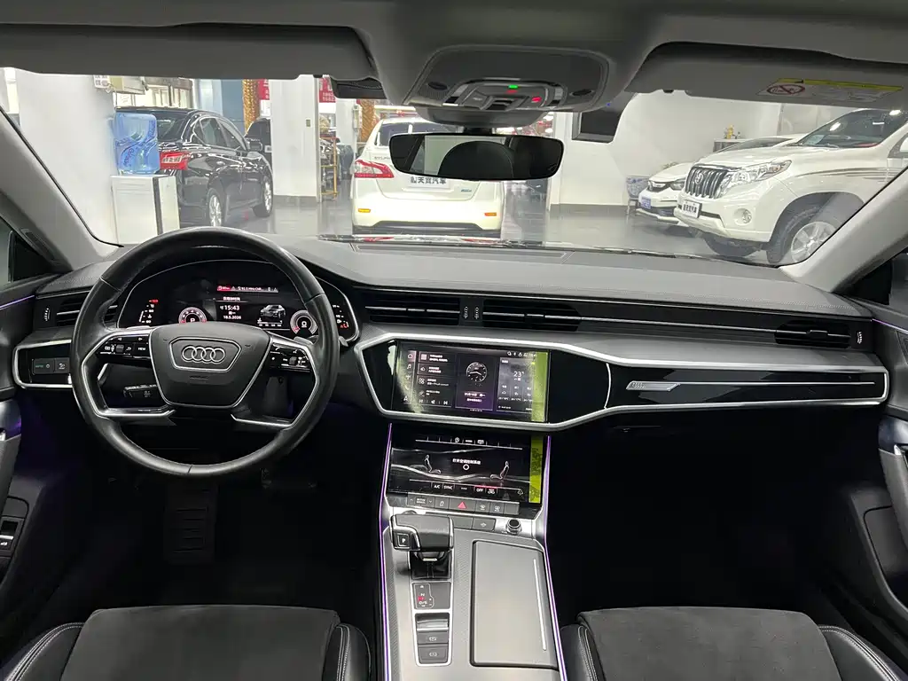 Audi A7L 2024 45TFSI S-line Dream Building Liquid Crystal Package купить на сайте DeffCars
