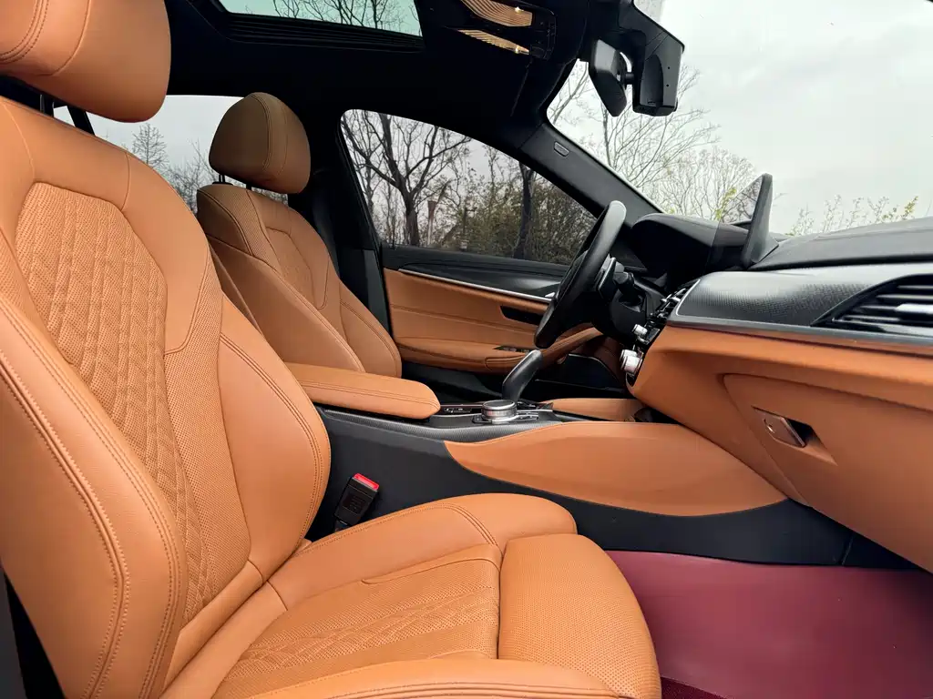 BMW 5 Series Imported 2021 530i M Sports Package купить на сайте DeffCars