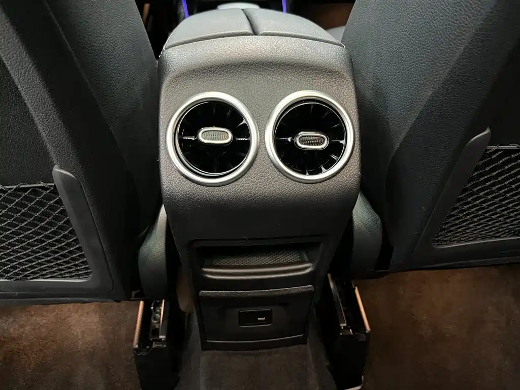 Mercedes-Benz GLA 2022 GLA 200 купить на сайте DeffCars