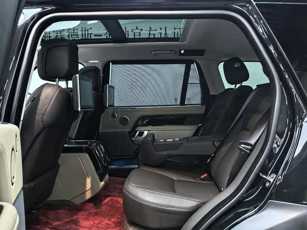 Range Rover 2021 3.0 L6 Legend Extended Classic Edition купить на сайте DeffCars