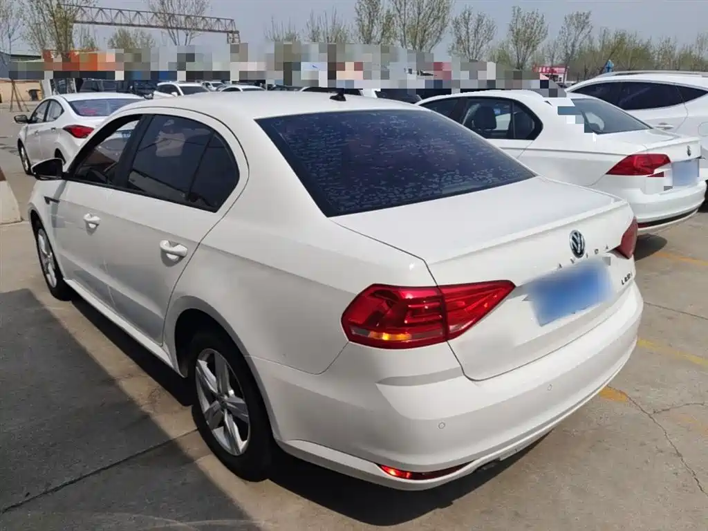 Lavida 2017 1.6L automatic fashion version купить на сайте DeffCars