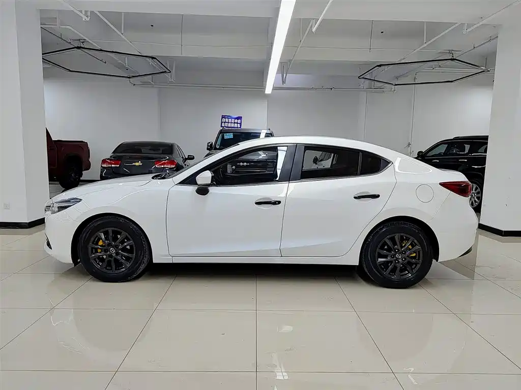Mazda3 Angkesela 2019 Cloud Control Edition Sedan 1.5L Automatic Luxury Type National V купить на сайте DeffCars
