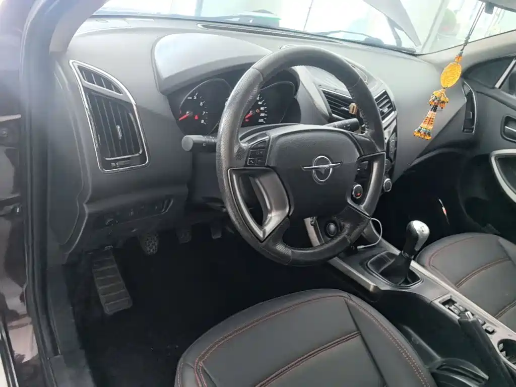 Haima S5 2015 1.6L manual luxury sunroof version купить на сайте DeffCars