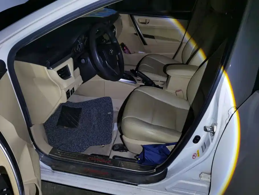 Corolla 2014 1.6L CVT GL-i купить на сайте DeffCars