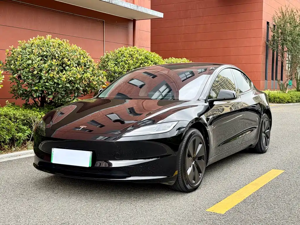 Model 3 2025 rear-wheel drive version купить на сайте DeffCars
