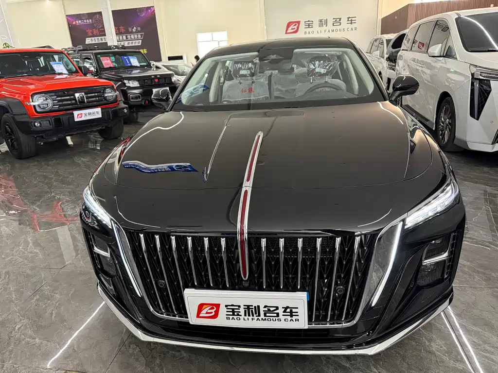 Hongqi H5 2025 2.0T automatic Qichang version купить на сайте DeffCars