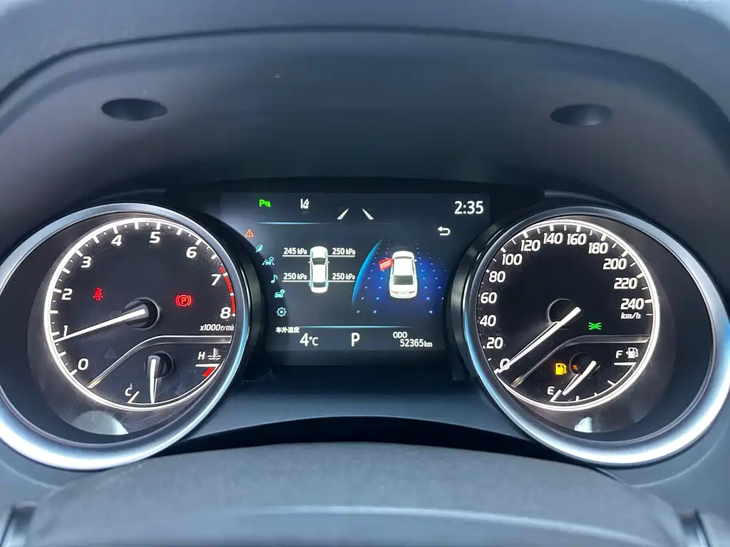 Camry 2021 2.0G Deluxe Edition купить на сайте DeffCars