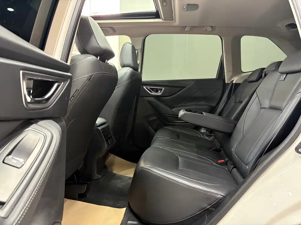 Forester 2020 2.0i Deluxe Edition EyeSight купить на сайте DeffCars