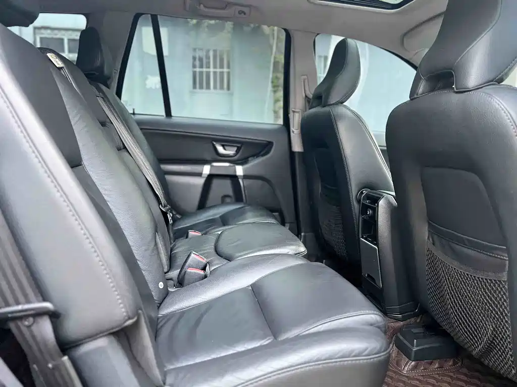 Volvo XC90 2013 2.5T T5 luxury upgraded version купить на сайте DeffCars