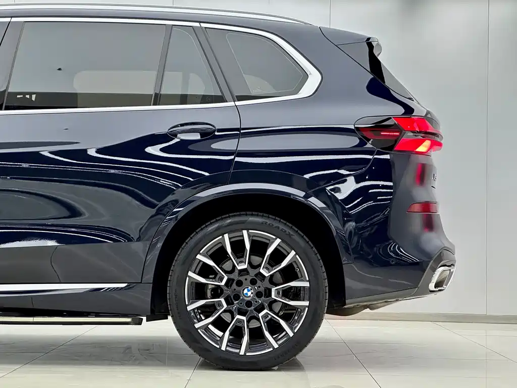 BMW X5 2023 xDrive 40Li M Sports Package купить на сайте DeffCars