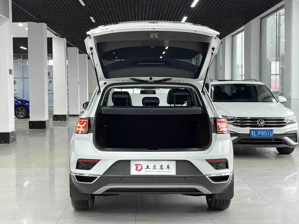 T-ROC 2023 280TSI DSG two-wheel drive time version купить на сайте DeffCars