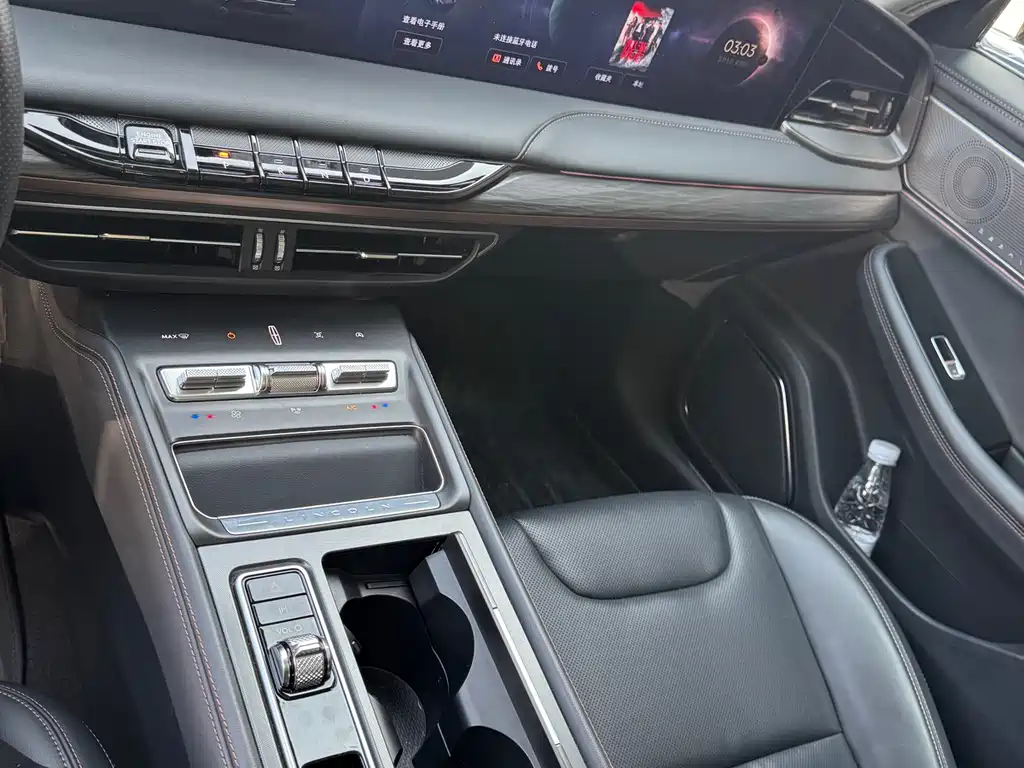 Lincoln Z 2025 2.0T Premium Edition купить на сайте DeffCars