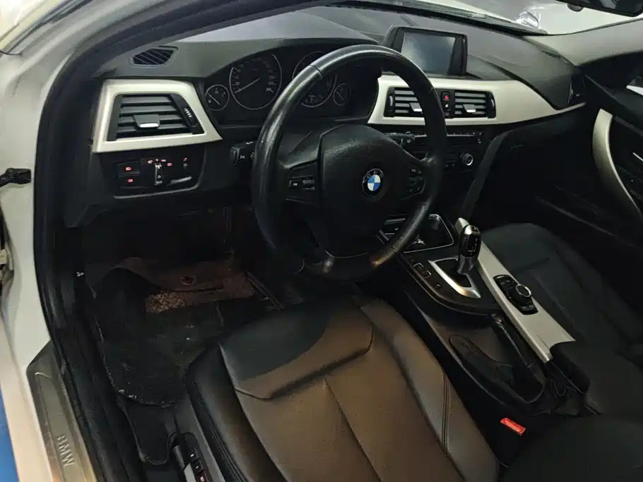 BMW 3 Series 2015 320Li Fashion Model купить на сайте DeffCars