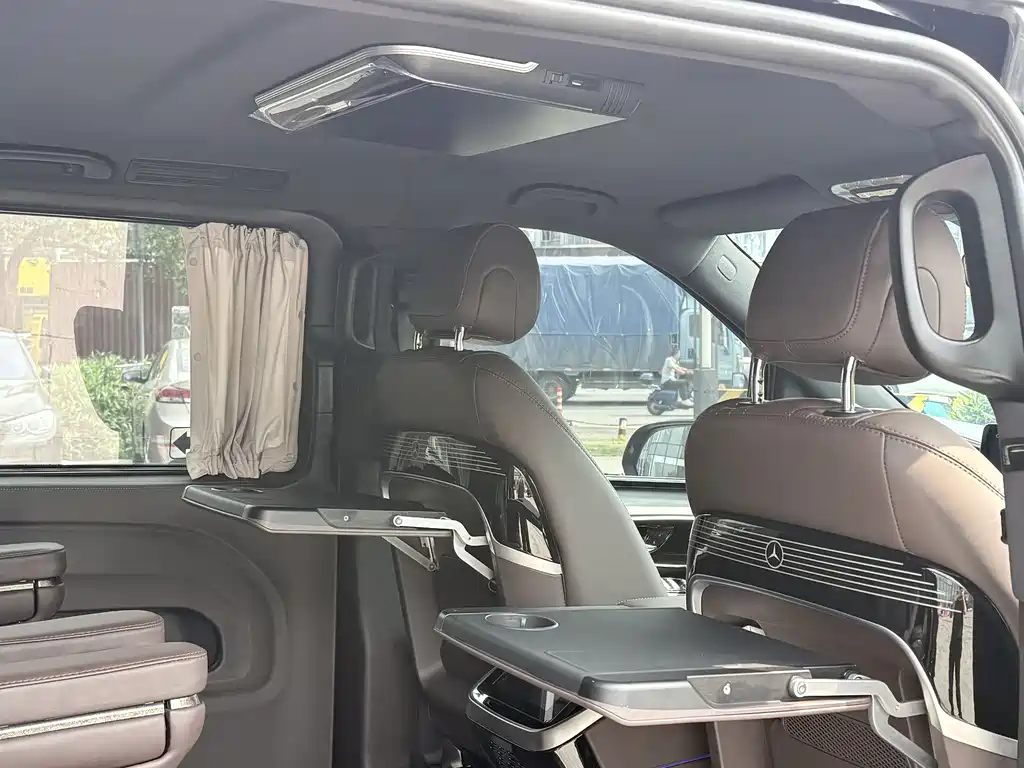 Vito 2021 2.0T Business Edition 7 seats купить на сайте DeffCars