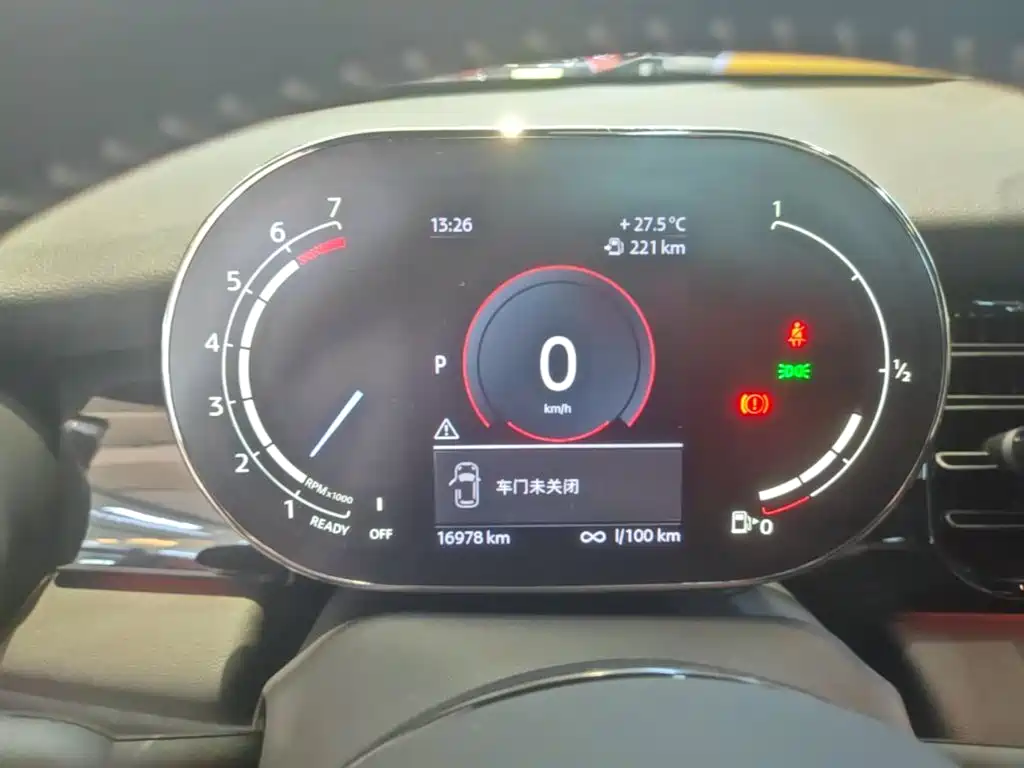 MINI 2023 facelift 2.0T COOPER S Artist five-door version купить на сайте DeffCars