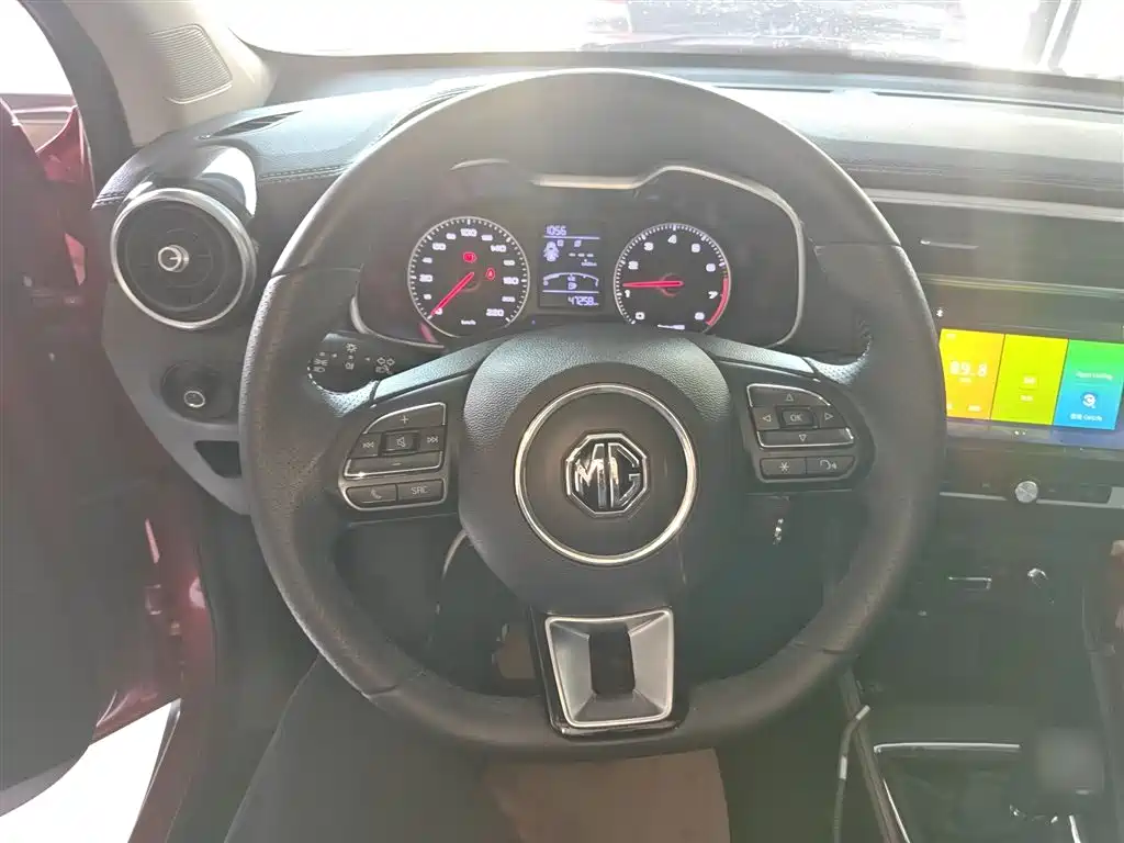 MG ZS 2020, the world’s million-selling model, 1.5L manual comfort version купить на сайте DeffCars