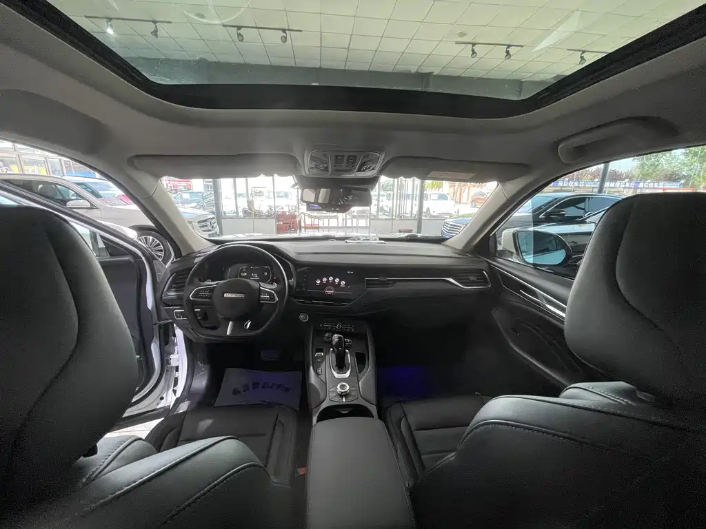Haval F7 2019 2.0T four-wheel drive iYue National VI купить на сайте DeffCars