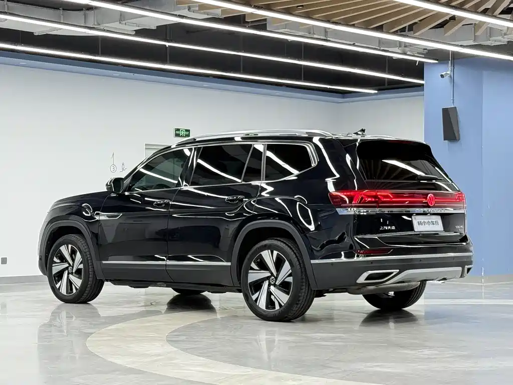 Touron 2023 530 V6 four-wheel drive luxury version купить на сайте DeffCars