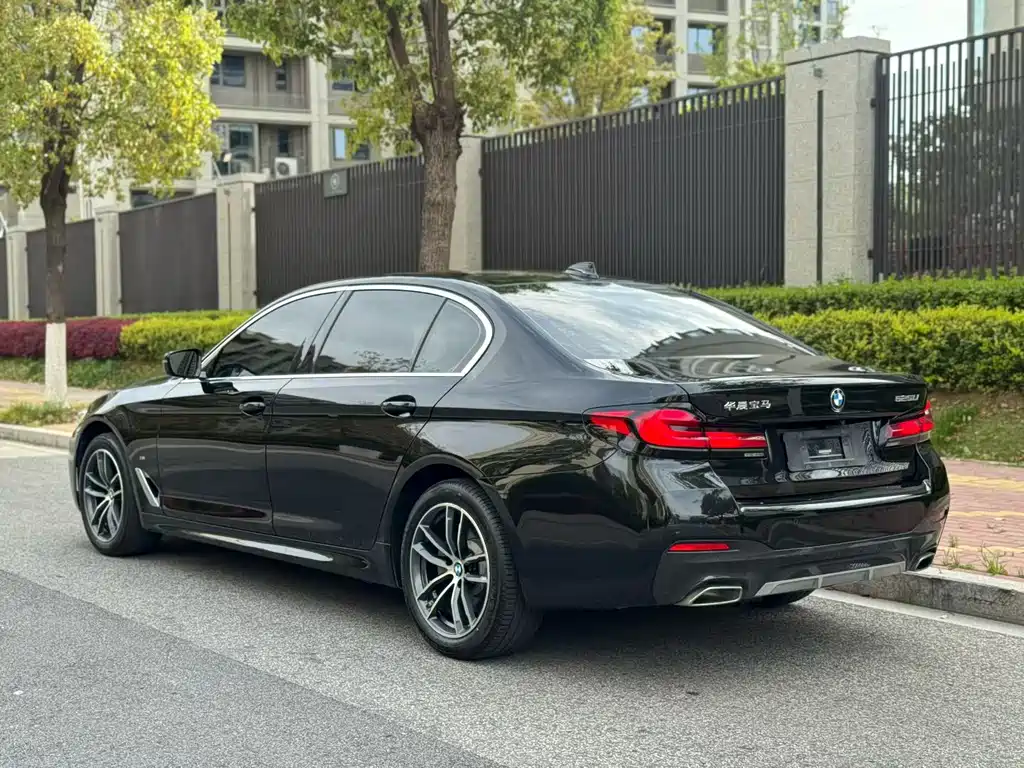 BMW 5 Series 2021 525Li M Sports Package купить на сайте DeffCars