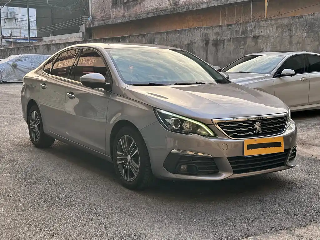Peugeot 308 2018 1.6L automatic luxury version купить на сайте DeffCars