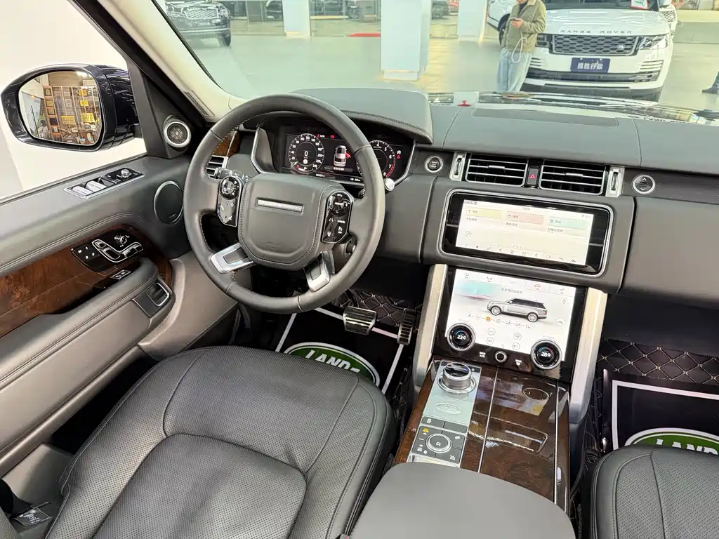 Range Rover 2020 3.0 L6 Legend Extended Edition купить на сайте DeffCars