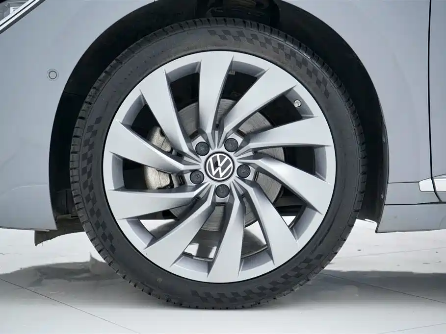 FAW-Volkswagen CC 2021 380TSI eye-catching version купить на сайте DeffCars