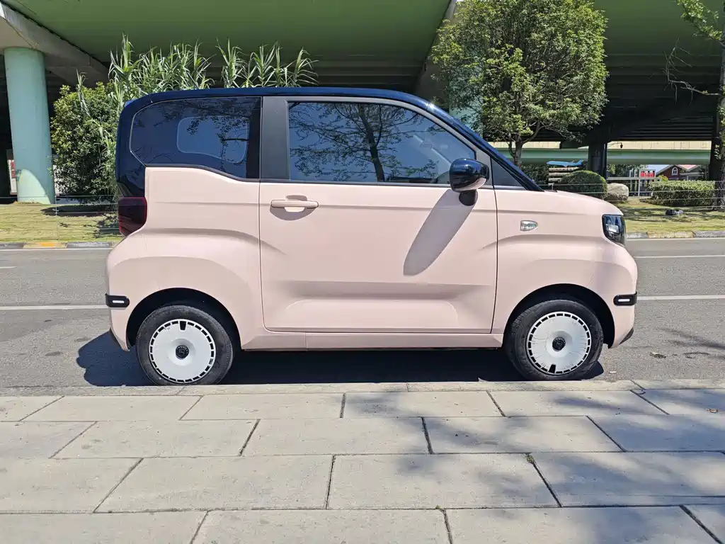 QQ Ice Cream 2025 155km Sundae Edition купить на сайте DeffCars