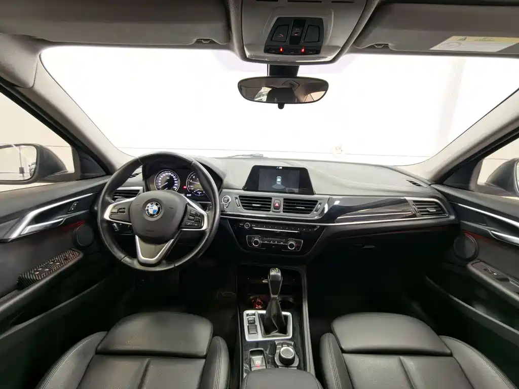 BMW 1 Series 2018 118i Sports купить на сайте DeffCars