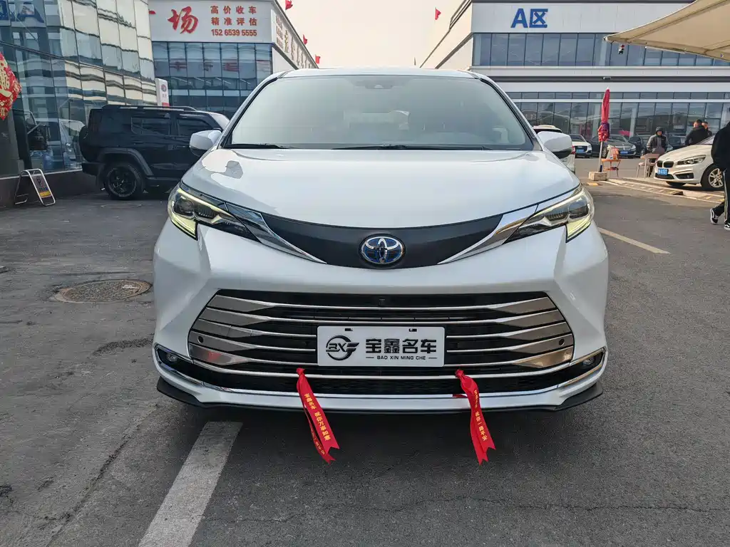 SIENNA 2023 2.5L Hybrid Comfort Edition купить на сайте DeffCars