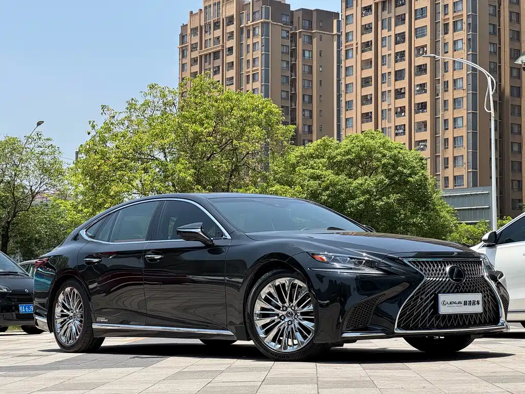 Lexus LS 2018 500h Executive Edition National V купить на сайте DeffCars