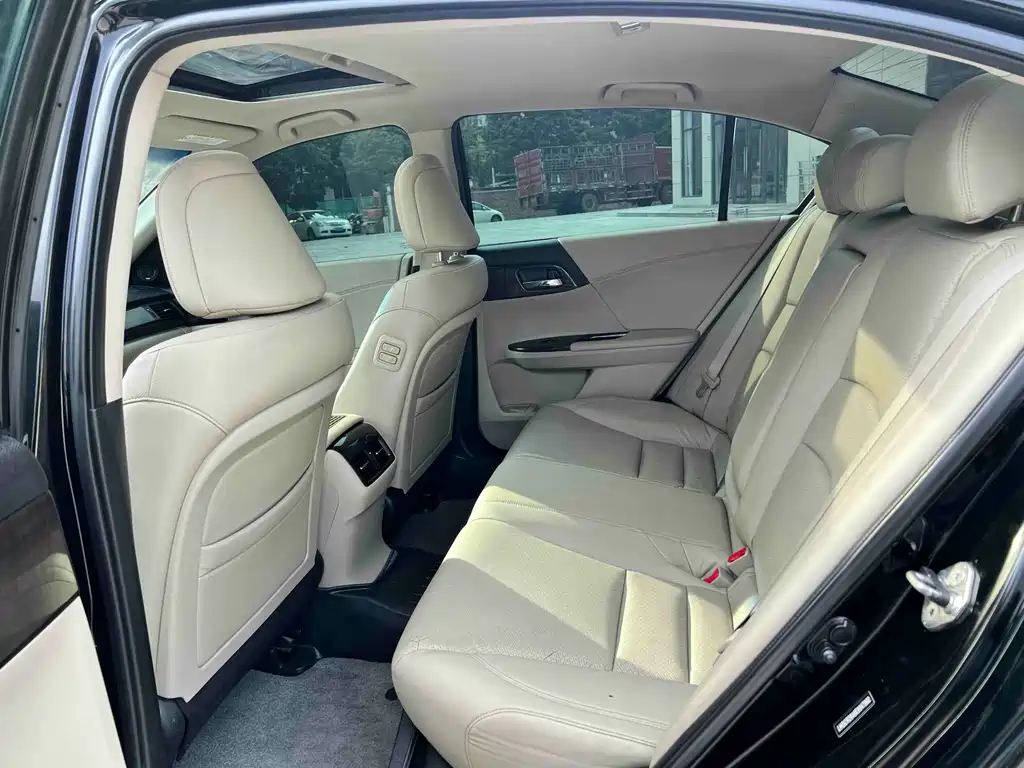 Accord 2014 2.4L LX Comfort Edition купить на сайте DeffCars