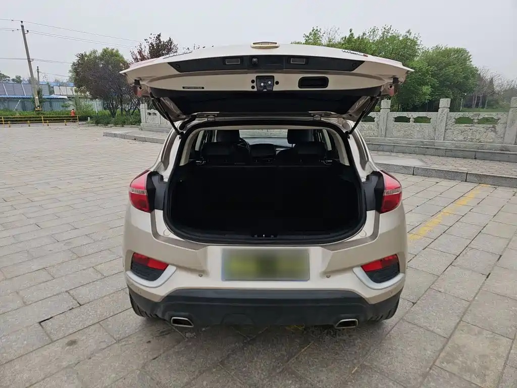 Emgrand GS 2018 Elegant Edition 1.8L Manual Style купить на сайте DeffCars
