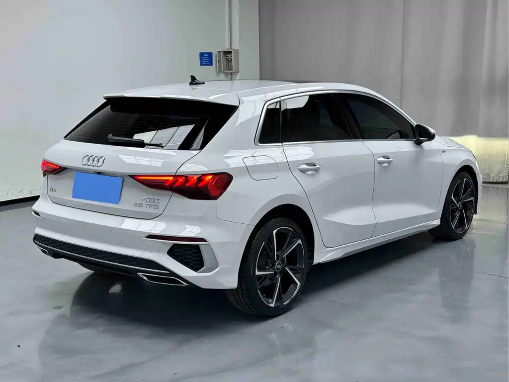 Audi A3 2022 Sportback 35 TFSI stylish and sporty купить на сайте DeffCars