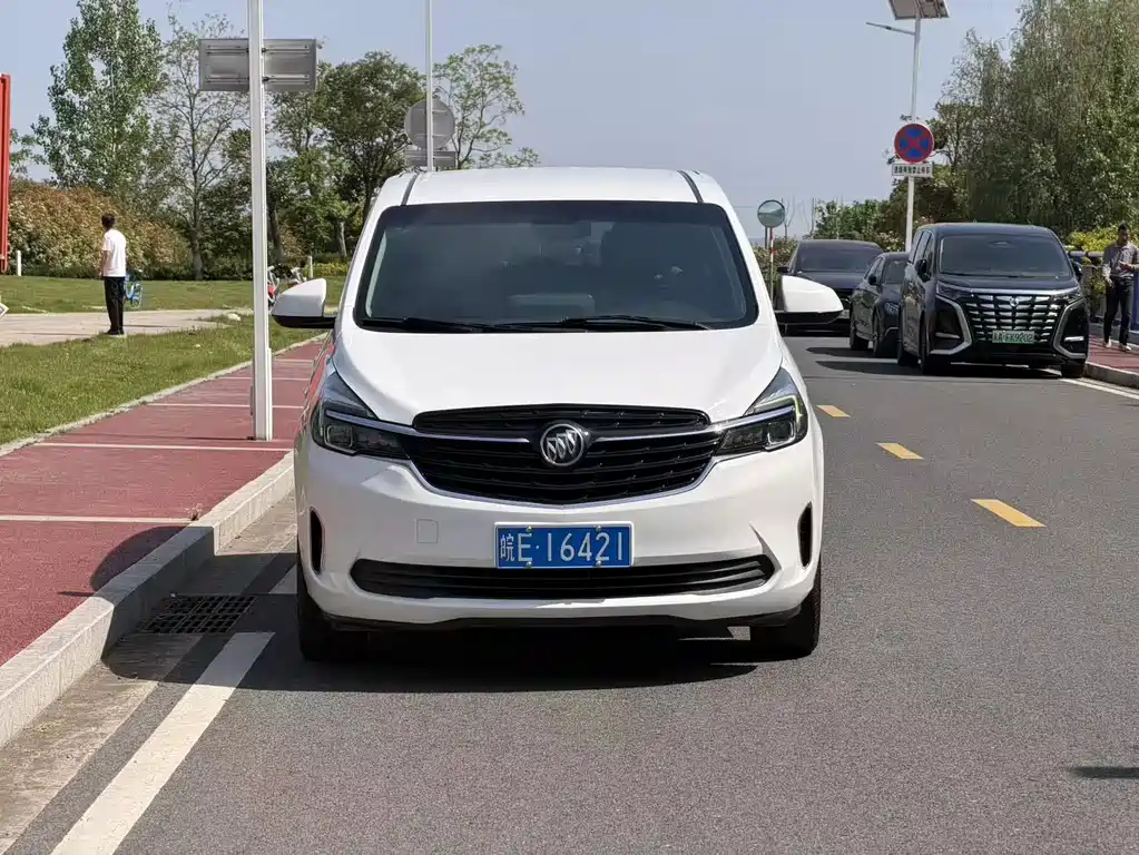 Buick GL8 2021 Land Business Class 652T Comfort купить на сайте DeffCars