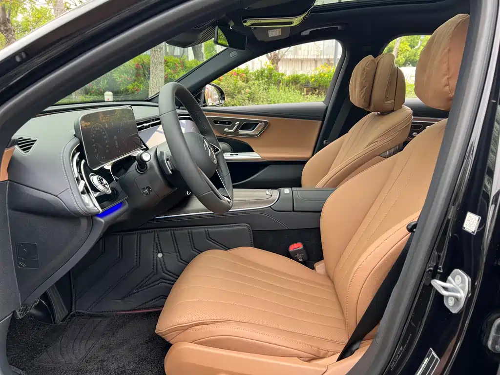 Mercedes-Benz E-Class 2024 E 300 L Luxury Model купить на сайте DeffCars