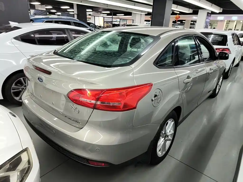 Focus 2015 sedan 1.6L automatic fashion model купить на сайте DeffCars