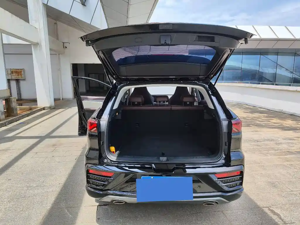 Sihao QX 2021 300T DCT distinguished intelligent connected model купить на сайте DeffCars