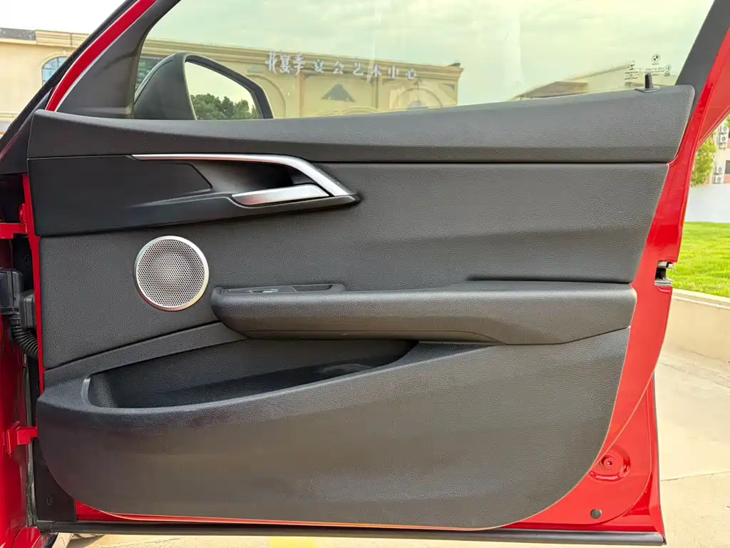 BMW 1 Series 2022 120i M Sports Edition купить на сайте DeffCars