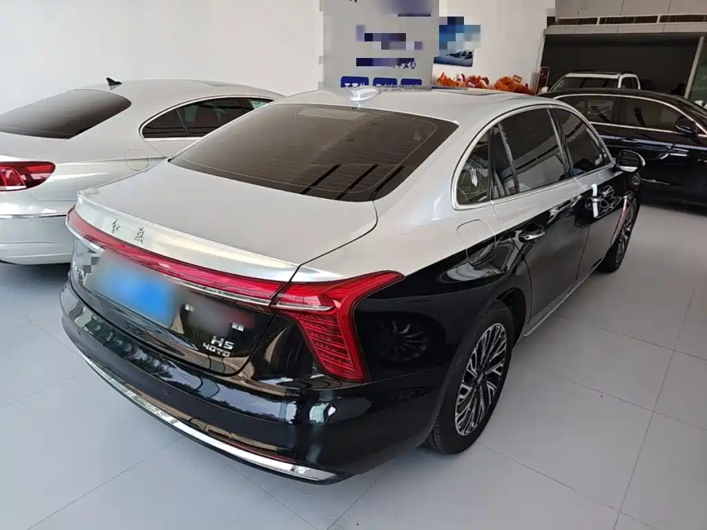 Hongqi H5 2024 2.0T Automatic Zhilianqichang Edition купить на сайте DeffCars