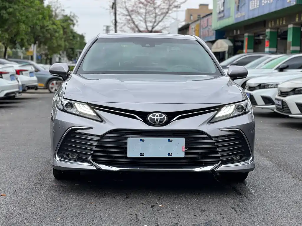 Camry 2023 2.0G Deluxe Edition купить на сайте DeffCars