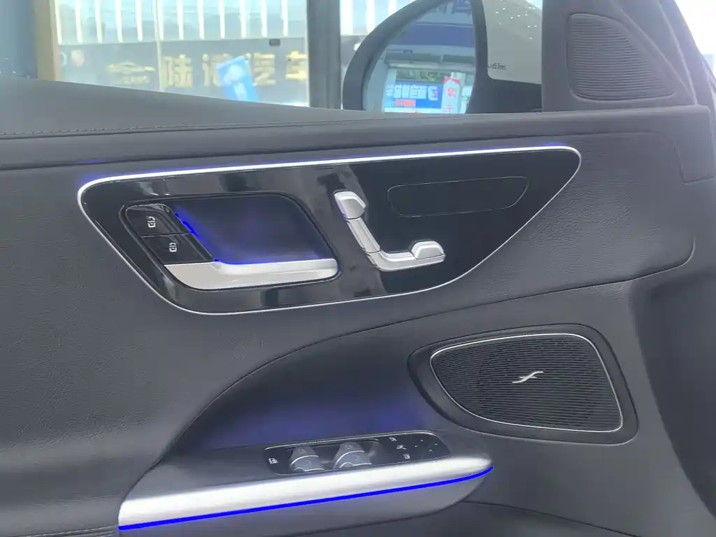 Mercedes-Benz C-Class 2024 Modification 2 C 260 L Sports Edition купить на сайте DeffCars