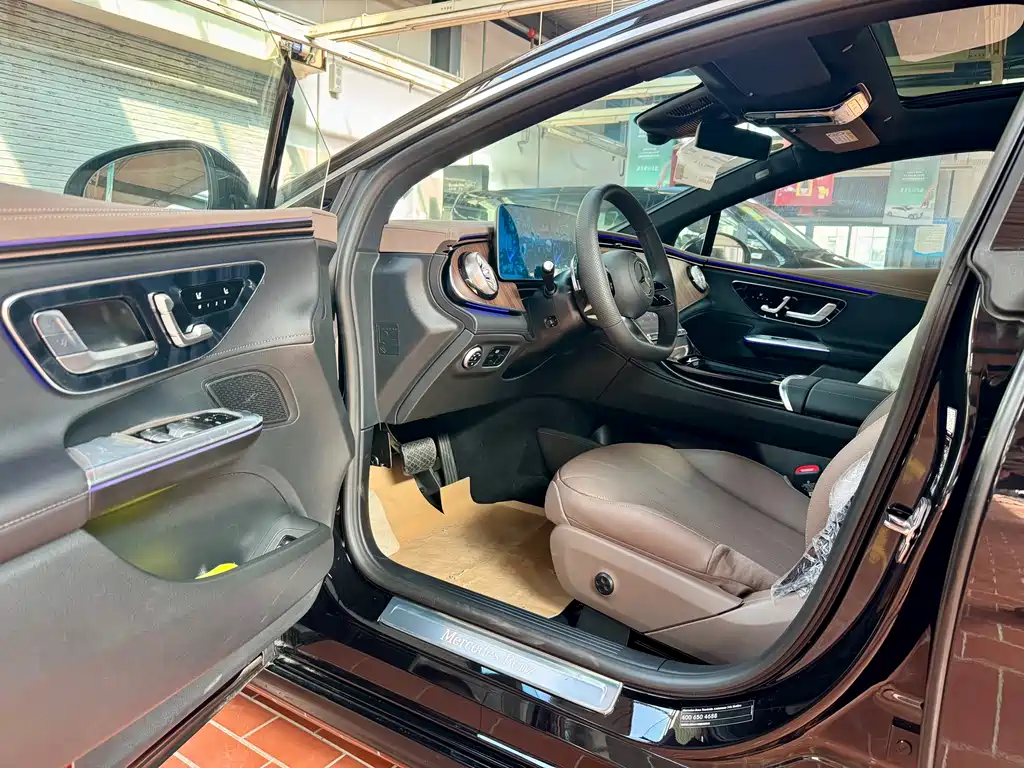 Mercedes-Benz EQE 2025 500 4MATIC Pioneer Edition купить на сайте DeffCars