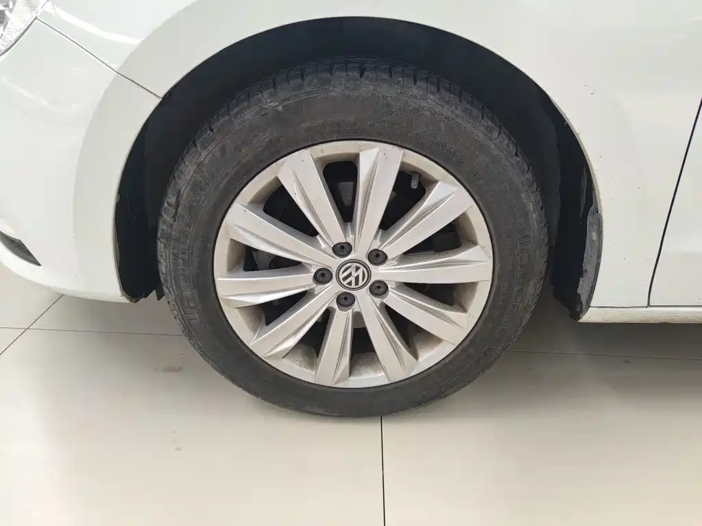 Bora 2019 Bora Legend 1.5L Automatic Fashion Type National VI купить на сайте DeffCars