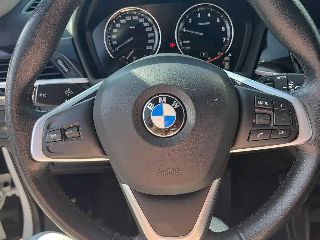 BMW X1 2021 facelift sDrive20Li fashionable model купить на сайте DeffCars