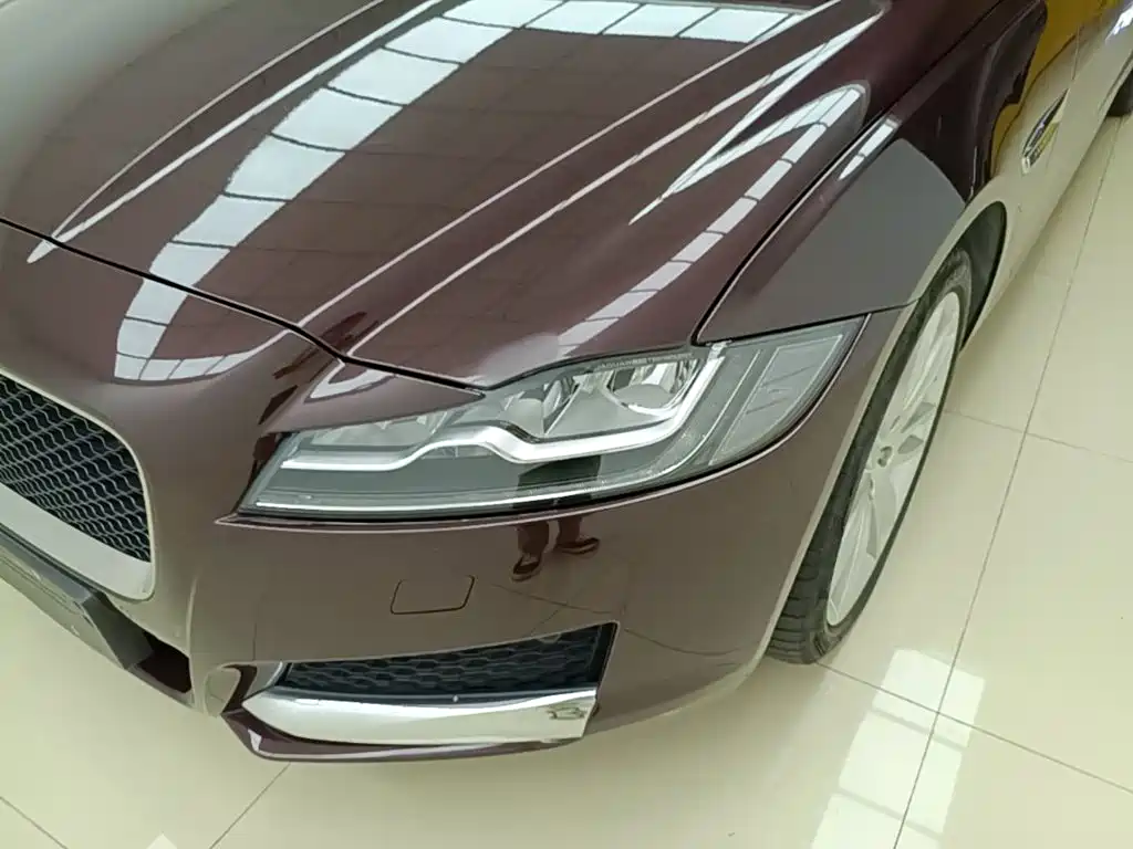Jaguar XFL 2020 XFL 2.0T P250 four-wheel drive exclusive edition купить на сайте DeffCars