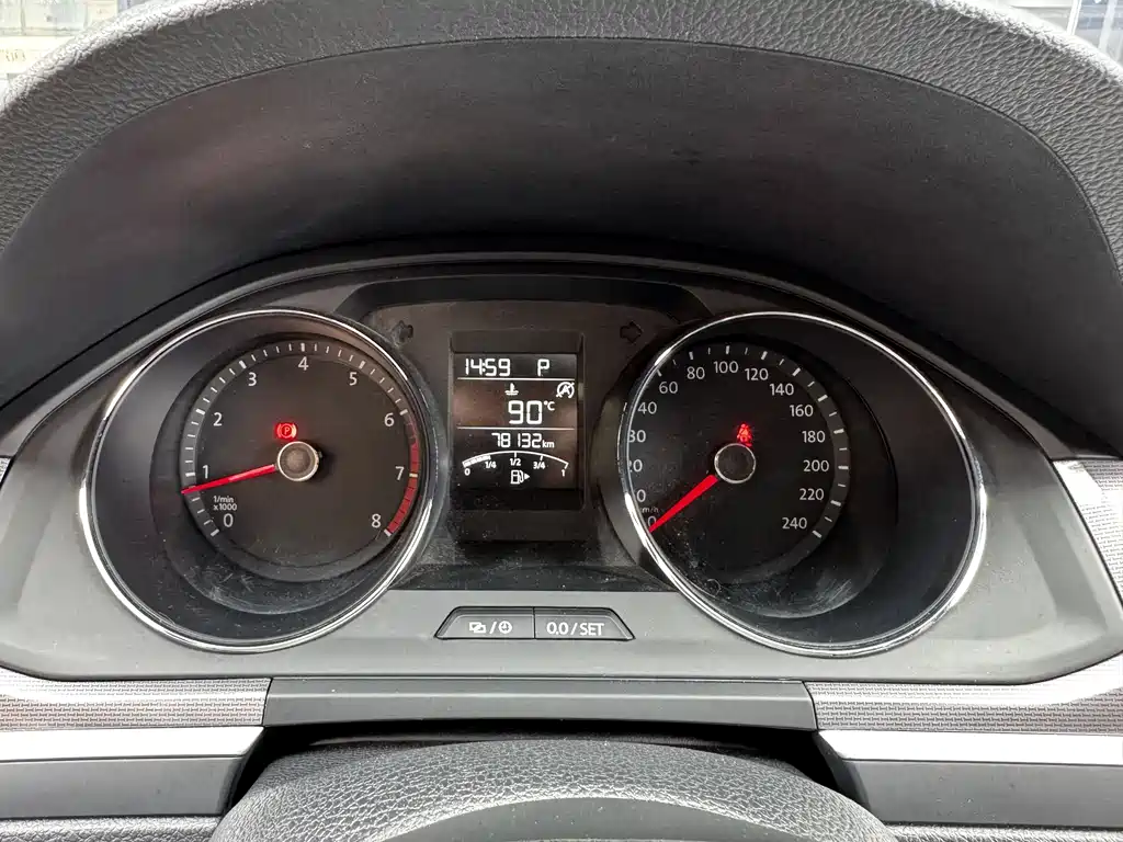 Bora 2019 Bora Legend 1.5L automatic leading type National VI купить на сайте DeffCars